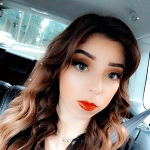 Meet your Posher, Colette